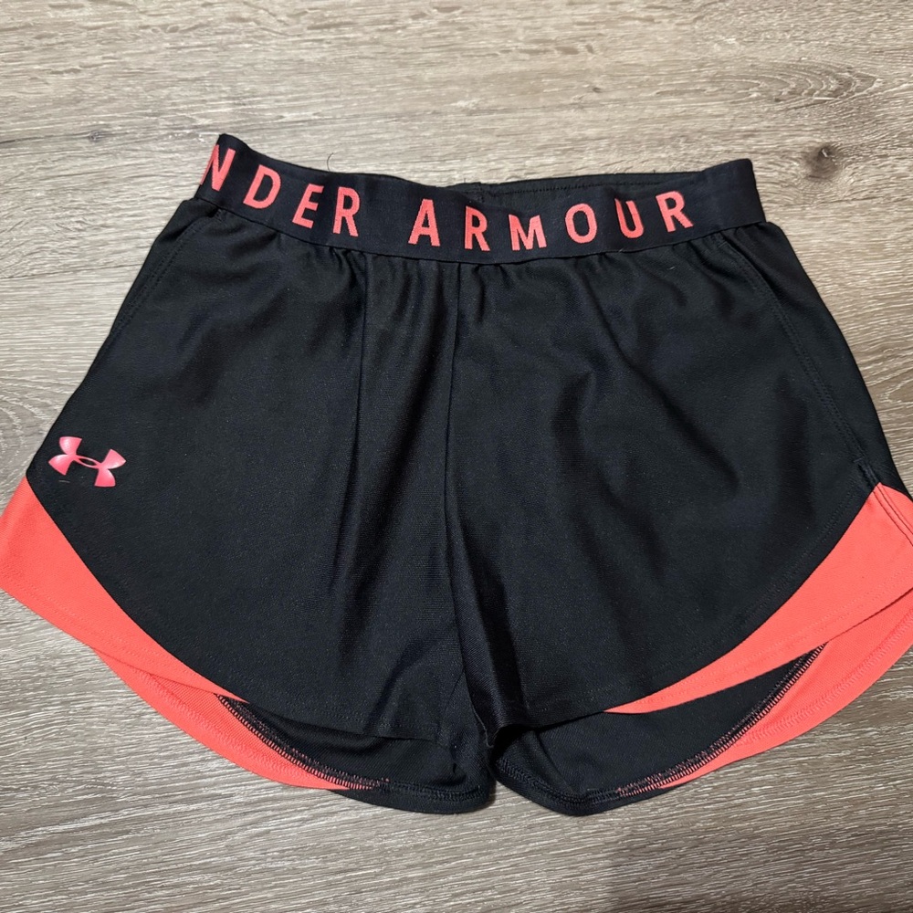 Under Armour Black and Red Athletic Shorts Performance Fit